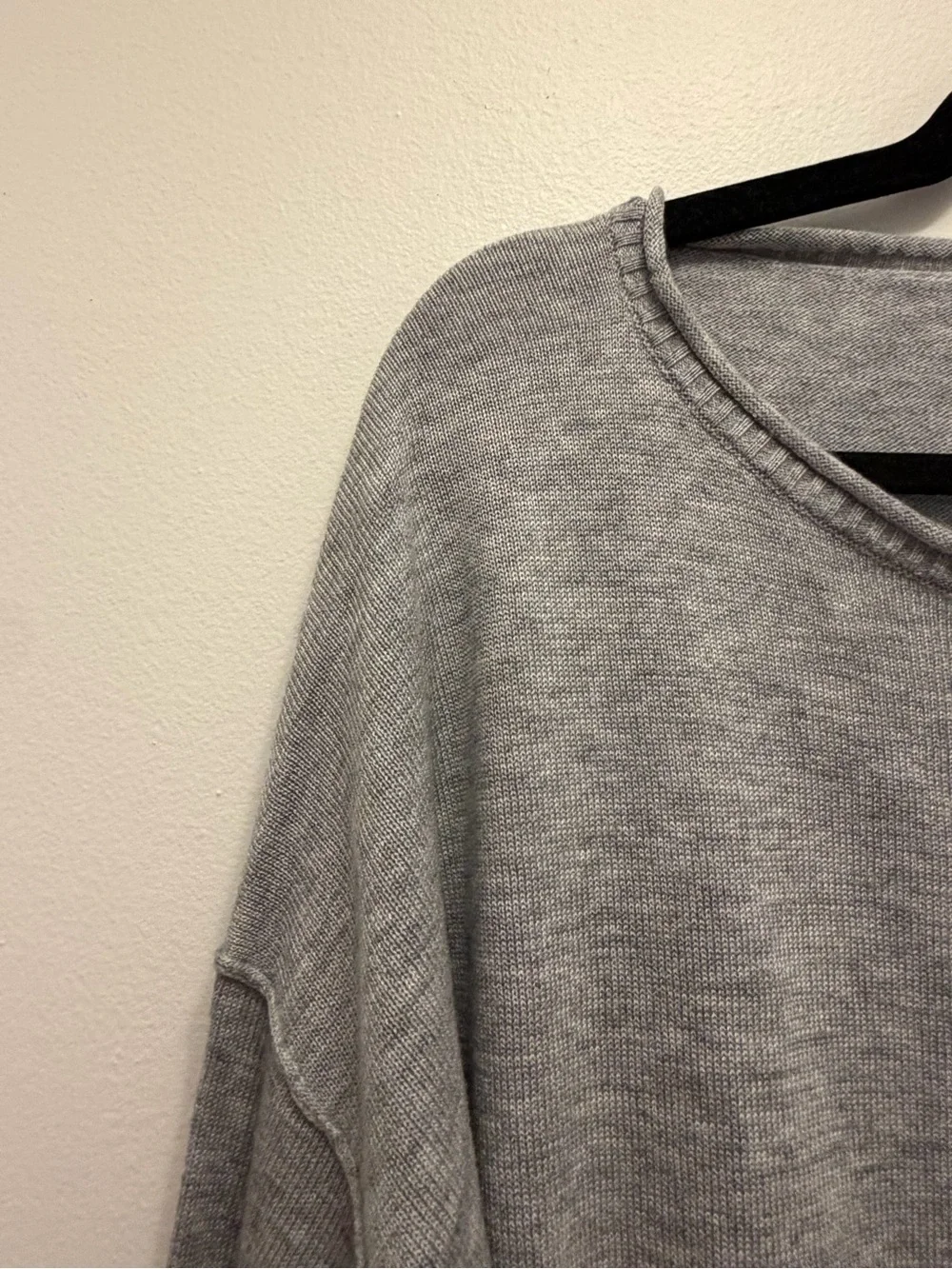 NYDJ light hem sweater